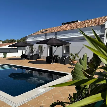 Stylish Retreat Sea View